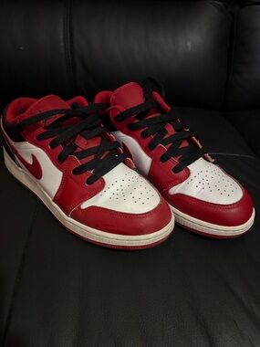 Jordan Low-Top Sneakers in Red and Black